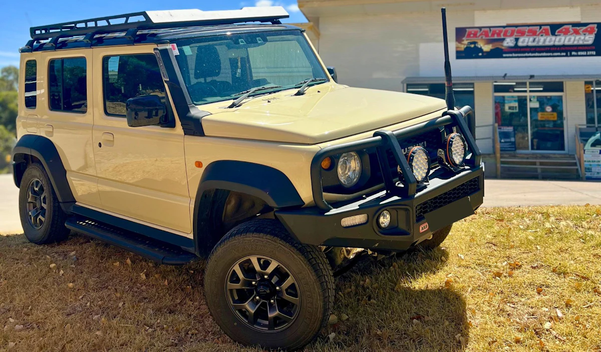 4WD 2024 Suzuki Jimny - 25000kms - Toughdog 2 inch suspension lift